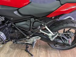 2018 BMW Motorrad R1200R RED