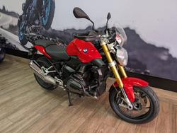 2018 BMW Motorrad R1200R RED