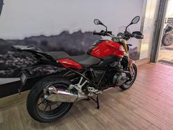 2018 BMW Motorrad R1200R RED