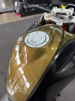 2023 BMW Motorrad G 310 GS Kalamata Dark Gold Metallic