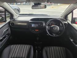 2017 Toyota Yaris ZR