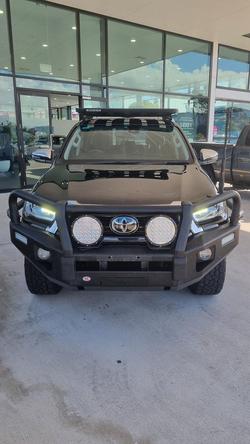 2023 Toyota Hilux SR5