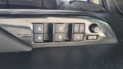 2023 Toyota Hilux SR5