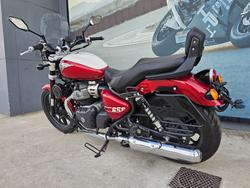2023 ROYAL ENFIELD (SEE ALSO ENFIEL SUPER METEOR 650 Red