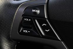 2017 Hyundai Veloster SR Turbo FS5 Series II White Crystal