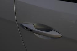 2017 Hyundai Veloster SR Turbo FS5 Series II White Crystal