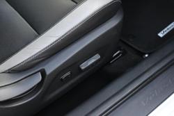 2017 Hyundai Veloster SR Turbo FS5 Series II White Crystal