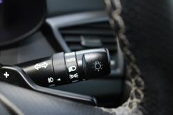 2017 Hyundai Veloster SR Turbo FS5 Series II White Crystal