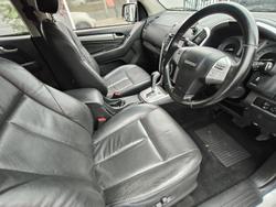 2015 Isuzu MU-X LS-T MY15 4x2 Silky White