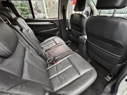 2015 Isuzu MU-X LS-T MY15 4x2 Silky White