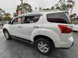 2015 Isuzu MU-X LS-T MY15 4x2 Silky White