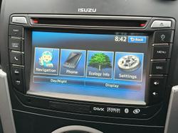 2015 Isuzu MU-X LS-T MY15 4x2 Silky White