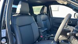 2026 Mitsubishi Triton GSR MV MY26 4X4 Dual Range Black Mica