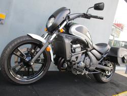 2022 Kawasaki VULCAN S BLIZZARD WHITE/CARBON GREY