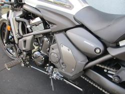 2022 Kawasaki VULCAN S BLIZZARD WHITE/CARBON GREY