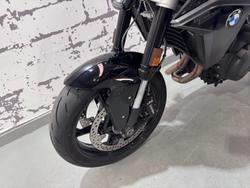 2025 BMW F 900 R Triple Black F 900 Black