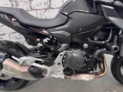 2025 BMW F 900 R Triple Black F 900 Black