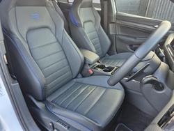 2024 Volkswagen Golf R 8 MY24 Four Wheel Drive Pure White