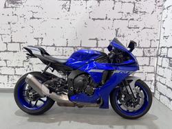 Yamaha YZF-R1