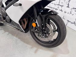 2024 Triumph Daytona 660 LAMS Daytona White