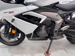 2024 Triumph Daytona 660 LAMS Daytona White