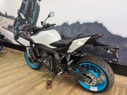 2025 Yamaha 2025 YAMAHA 890cc MT09ASPS GREY