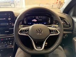 2023 Volkswagen T-Roc 140TSI R-Line