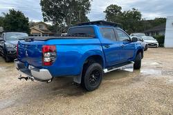 2022 Mitsubishi Triton GLX+