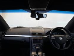 2009 Holden Calais V