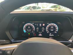 2025 Volkswagen Caddy TSI220