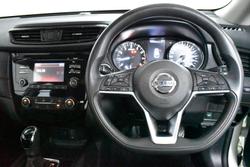 2017 Nissan X-TRAIL ST