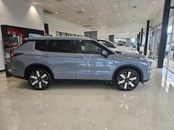 2026 Mitsubishi Outlander Aspire