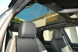 2025 Land Rover Discovery Sport P250 Dynamic SE L550 MY25.5 4X4 Constant Santorini Black
