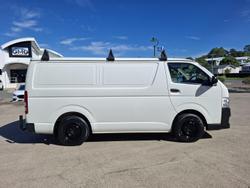 2011 Toyota Hiace