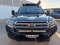 2020 Toyota Landcruiser VX