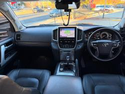 2020 Toyota Landcruiser VX