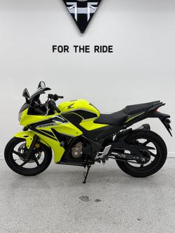 2017 Honda CBR300R Yellow