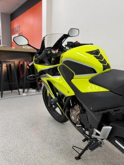 2017 Honda CBR300R Yellow