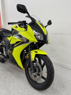 2017 Honda CBR300R Yellow