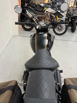 2021 Royal Enfield CLASSIC 500 ABS Black