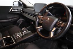 2024 Mitsubishi Outlander LS