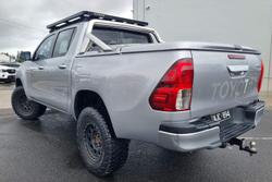 2016 Toyota Hilux SR5