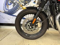 2022 ROYAL ENFIELD (SEE ALSO ENFIEL INTERCEPTOR 650 E5 CUSTOM RED