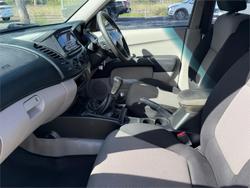 2014 MITSUBISHI TRITON GLX (4x4) MN MY14 UPDATE White