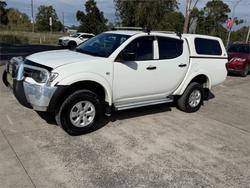 2014 MITSUBISHI TRITON GLX (4x4) MN MY14 UPDATE White