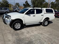 2014 MITSUBISHI TRITON GLX (4x4) MN MY14 UPDATE White