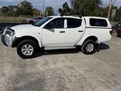 2014 MITSUBISHI TRITON GLX (4x4) MN MY14 UPDATE White