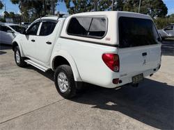 2014 MITSUBISHI TRITON GLX (4x4) MN MY14 UPDATE White