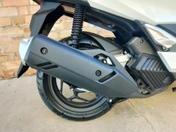 2025 HONDA PCX 125 SCOOTER WHITE