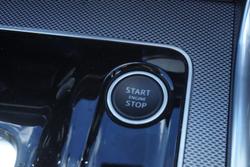2020 Jaguar XE P300 R-Dynamic SE